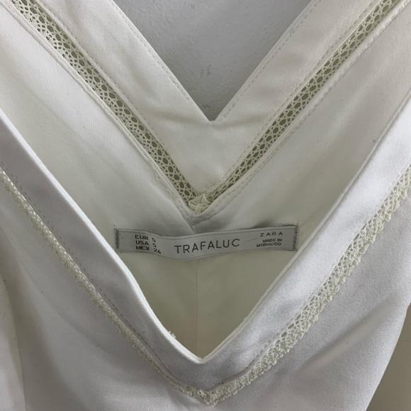 Zara V Neck Dress - Picture 4 of 4